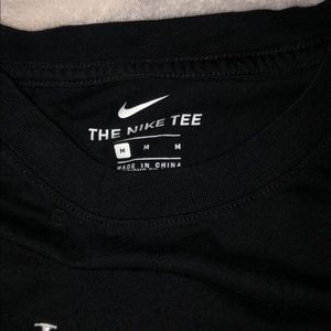 Men’s Nike long sleeve